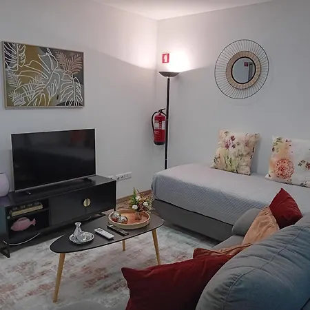 Apartamento Garden House - Apartamento 204 *